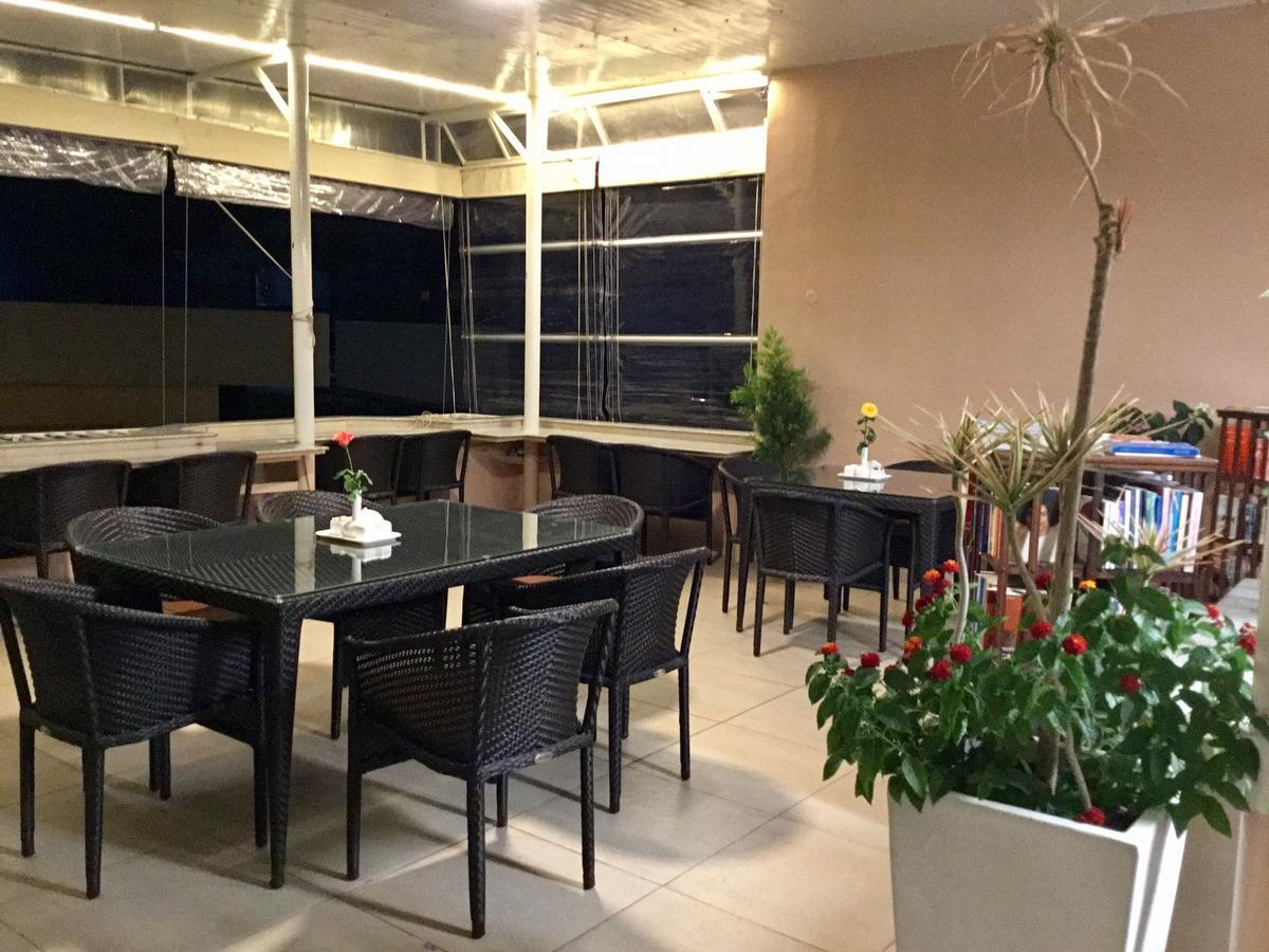 Hotel Sai Towers Puttaparti Exterior foto
